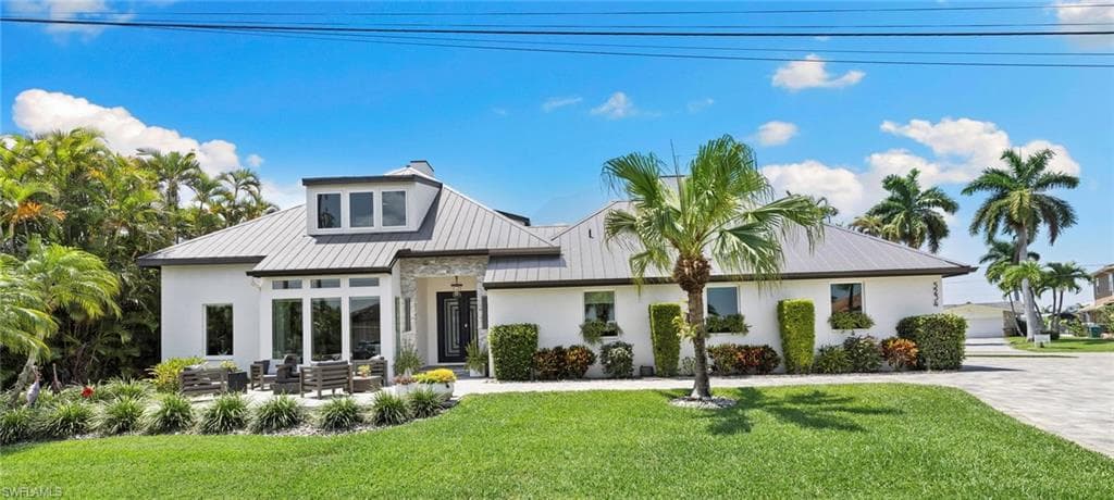 5234 Savoy CT CAPE CORAL, FL 33904