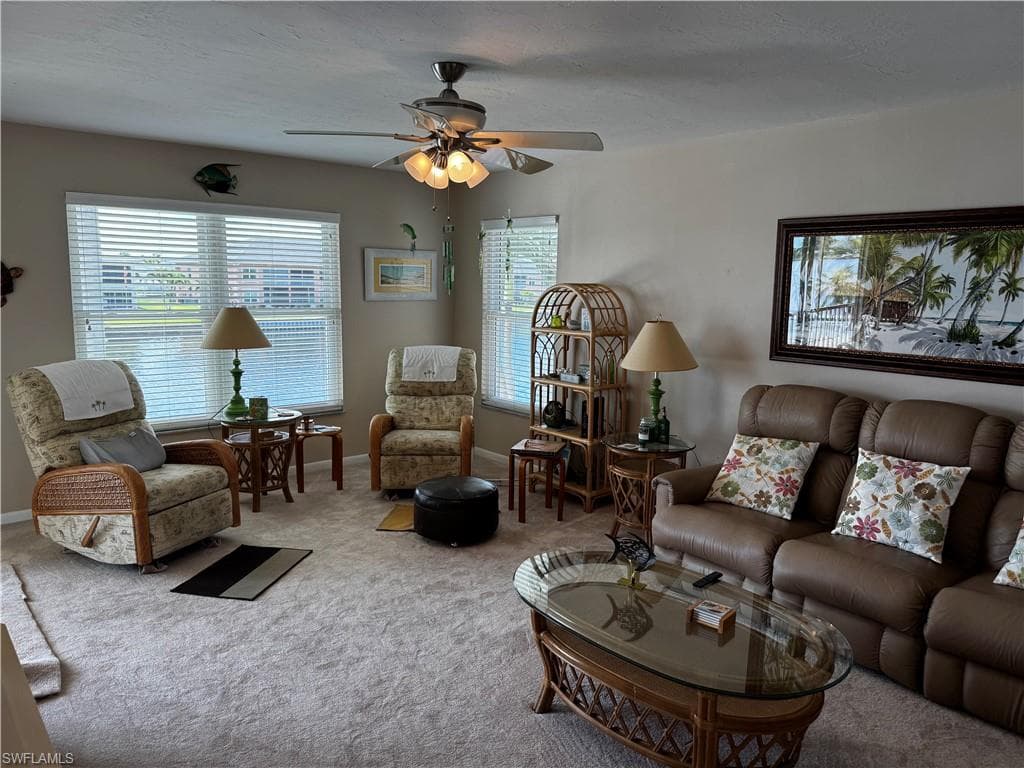 4417 Country Club BLVD B8 CAPE CORAL, FL 33904