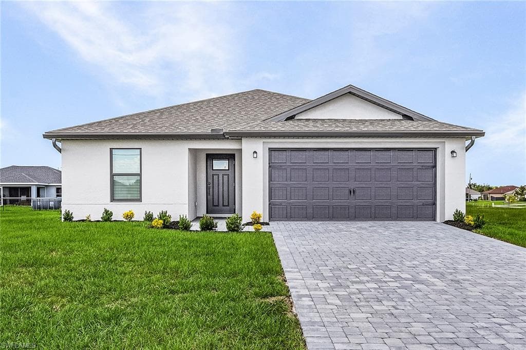 811 Rue Labeau CIR FORT MYERS, FL 33913