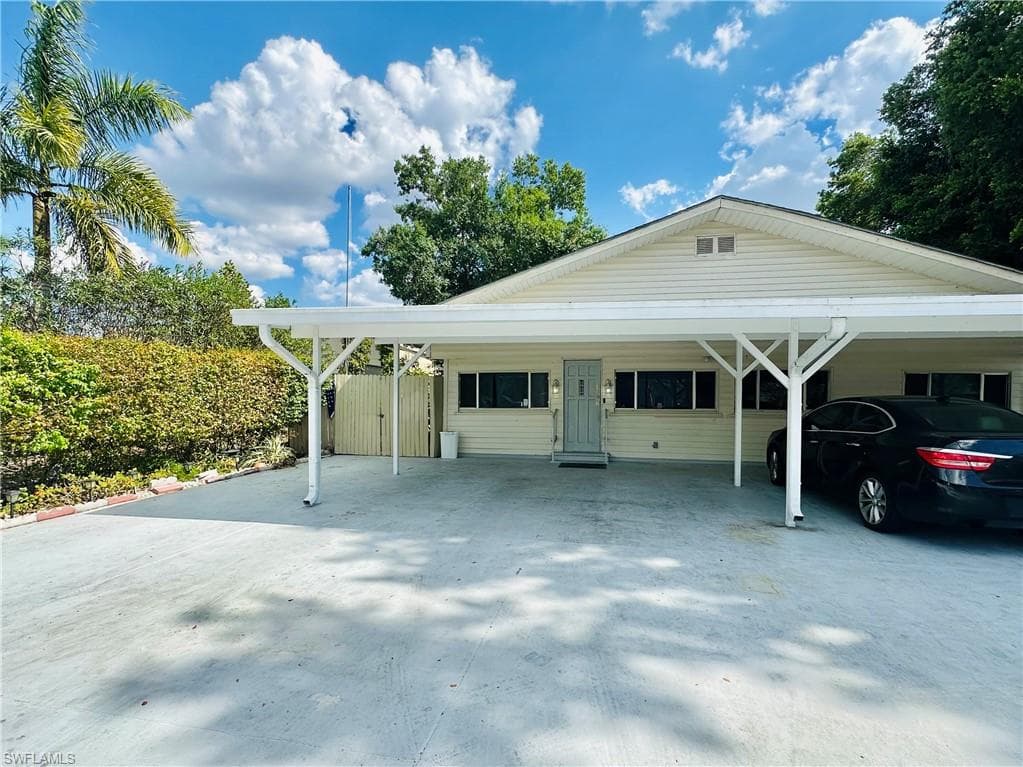 4428 Bessie AVE FORT MYERS, FL 33905