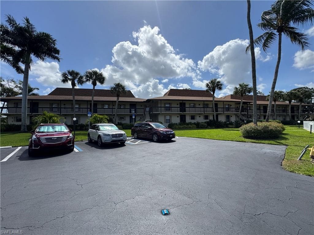 25398 Golf Lake CIR 205 BONITA SPRINGS, FL 34135