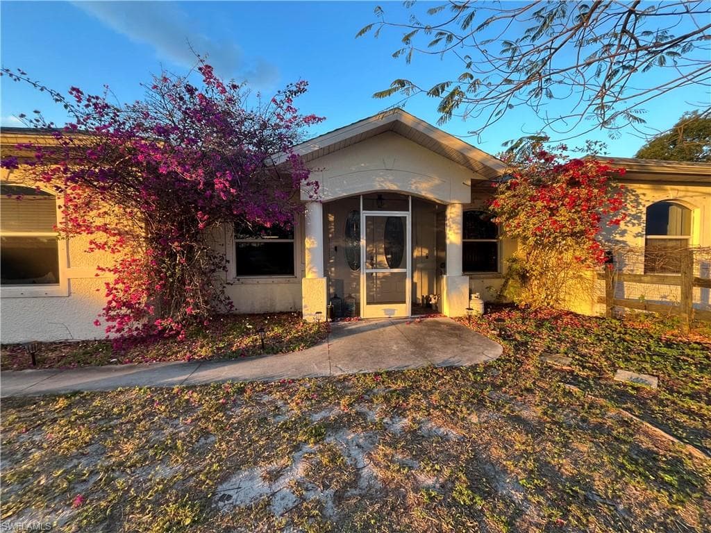 10551 Deal RD NORTH FORT MYERS, FL 33917