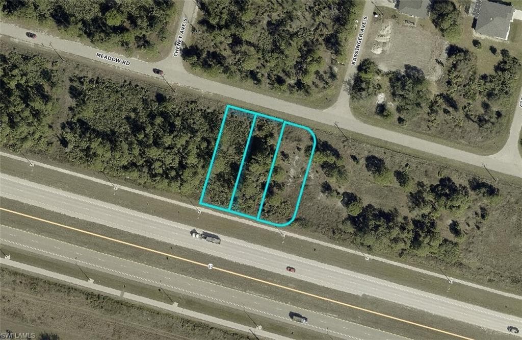 2876 Meadow RD LEHIGH ACRES, FL 33974