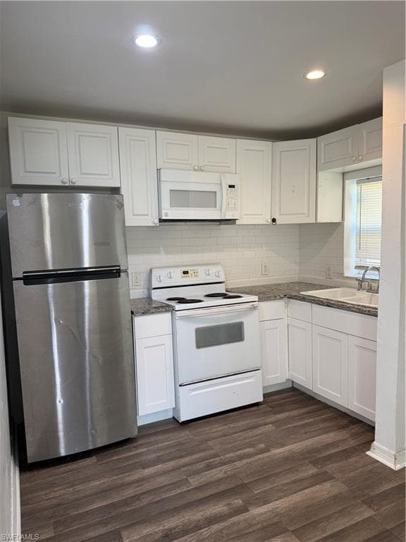 1189 Tamiami TRL Unit L NORTH FORT MYERS, FL 33903