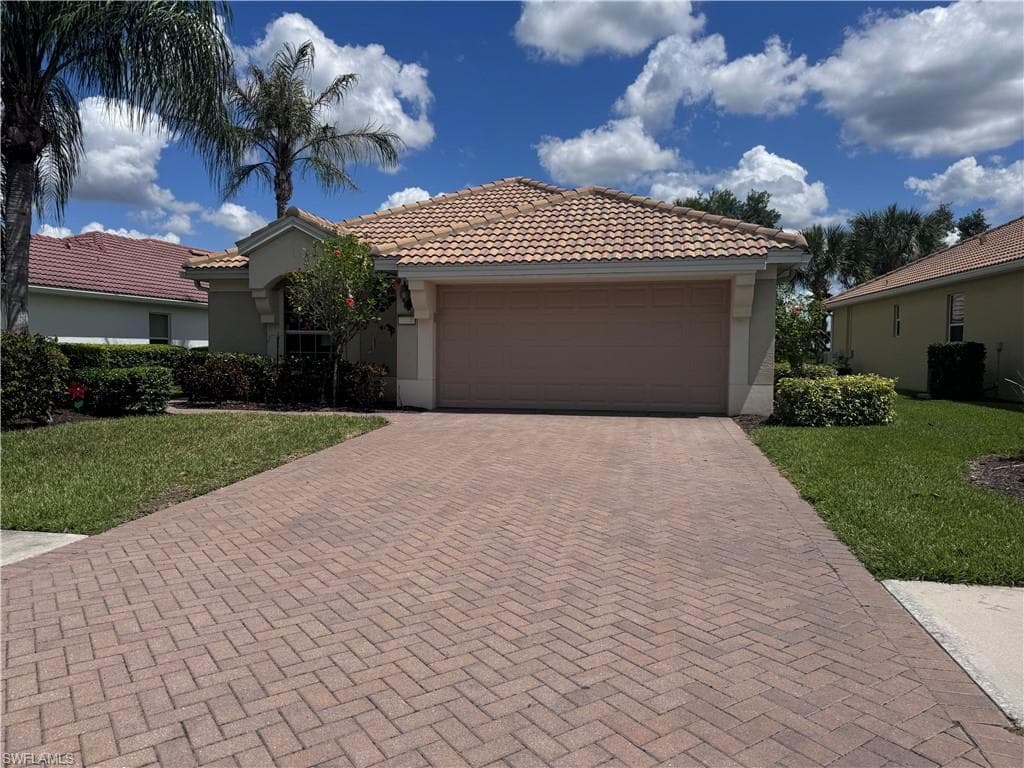 5748 Declaration CT AVE MARIA, FL 34142