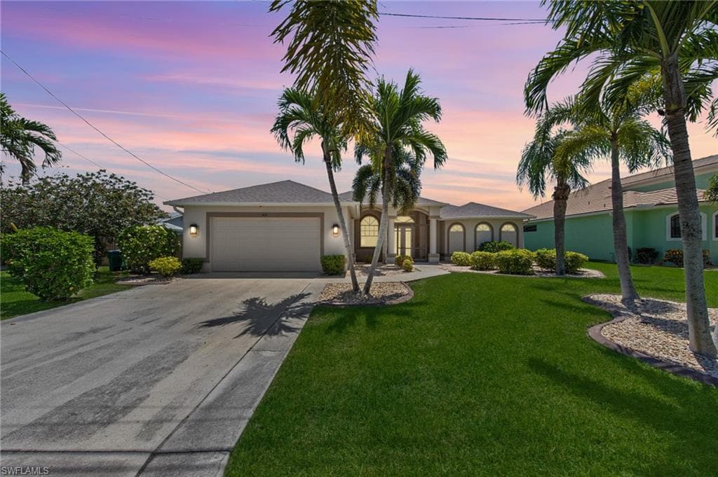 414 SE 30th TER CAPE CORAL, FL 33904