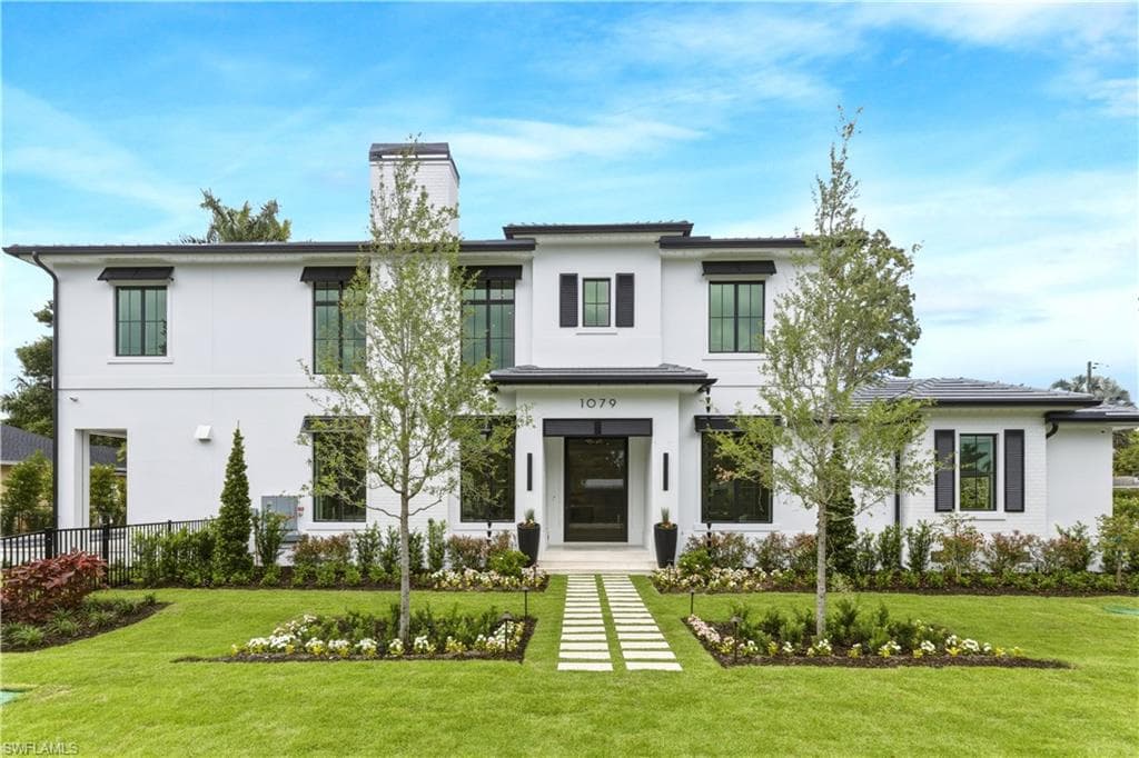 1079 Diana AVE NAPLES, FL 34103