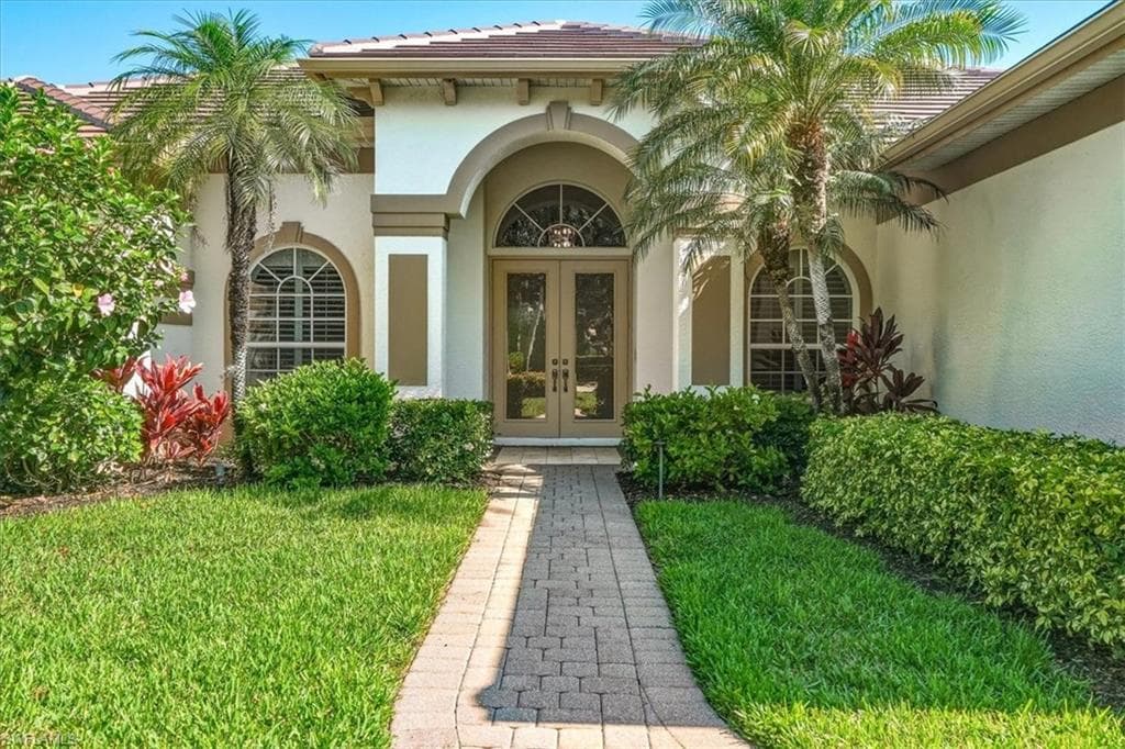7984 Tiger Lily DR NAPLES, FL 34113