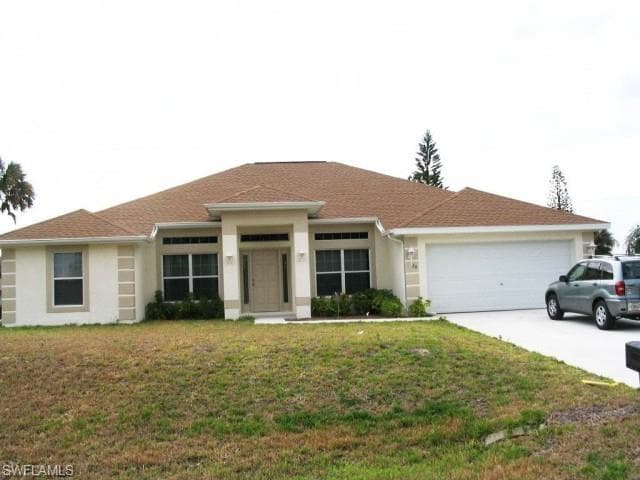 20 Hampton AVE LEHIGH ACRES, FL 33936