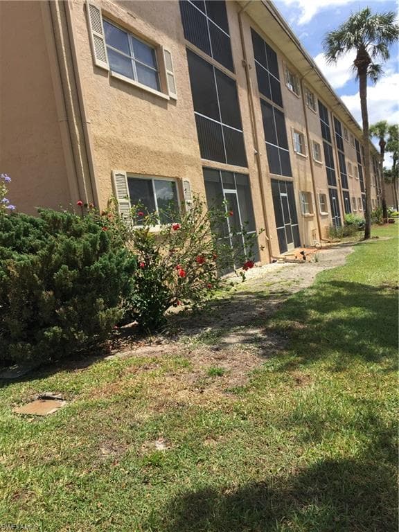 5651 Rattlesnake Hammock RD C-108 NAPLES, FL 34113