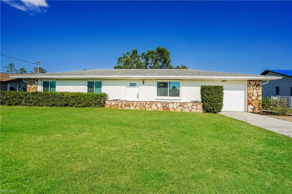 1437 SE 14th TER CAPE CORAL, FL 33990