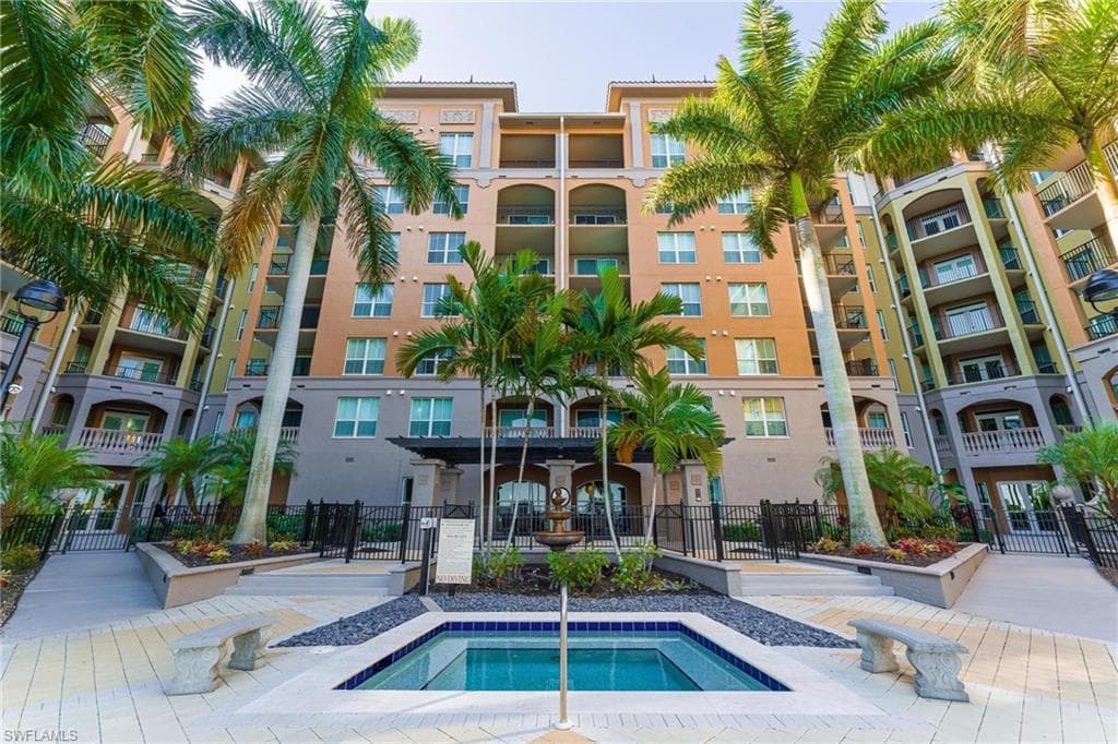 2825 Palm Beach BLVD 214 FORT MYERS, FL 33916
