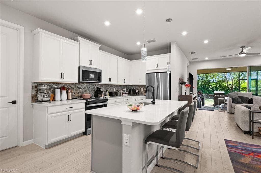 10353 Bonavie Cove DR FORT MYERS, FL 33966