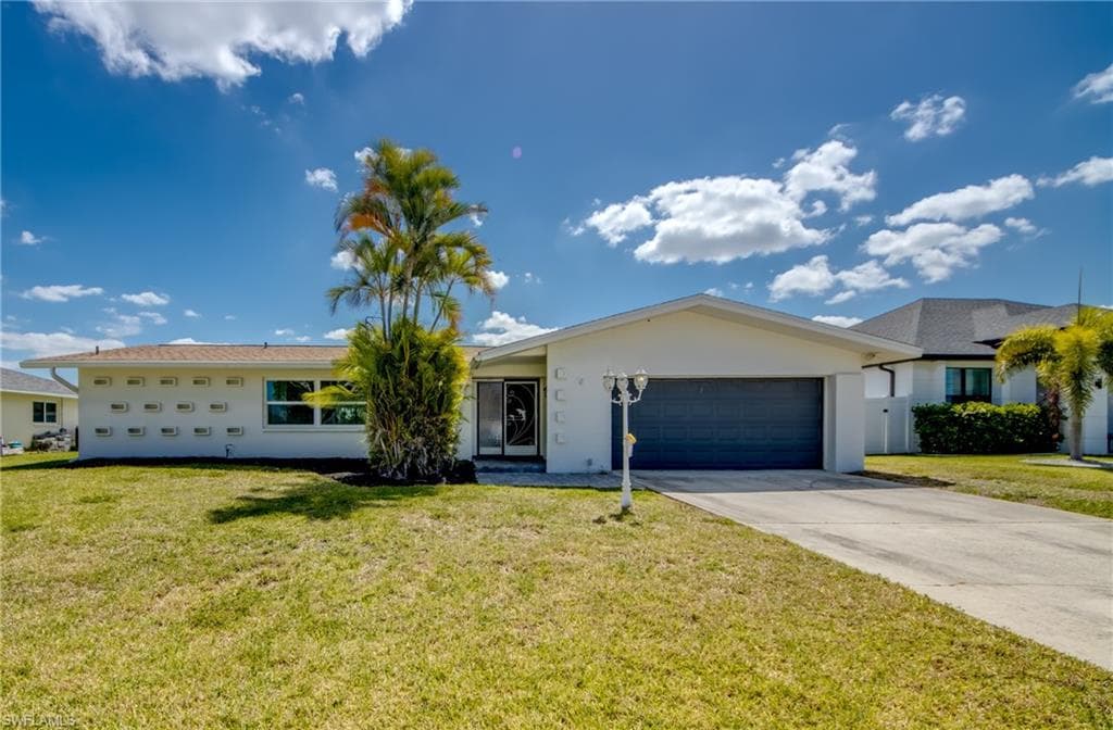 3009 SE 10th AVE CAPE CORAL, FL 33904
