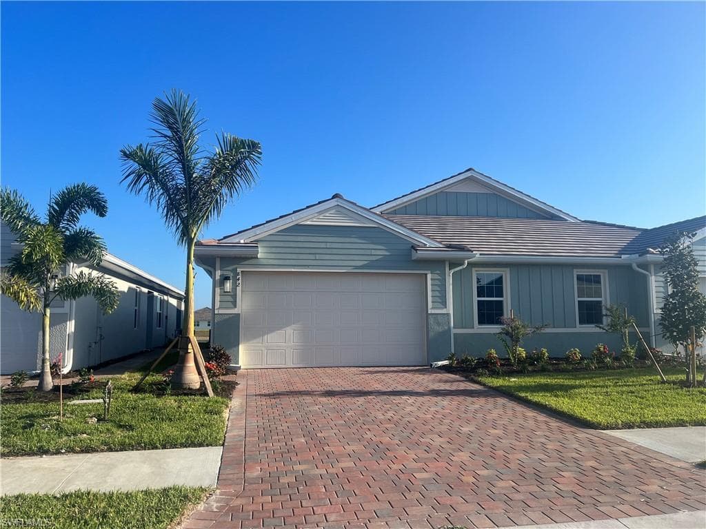 842 Enbrook LOOP NAPLES, FL 34114