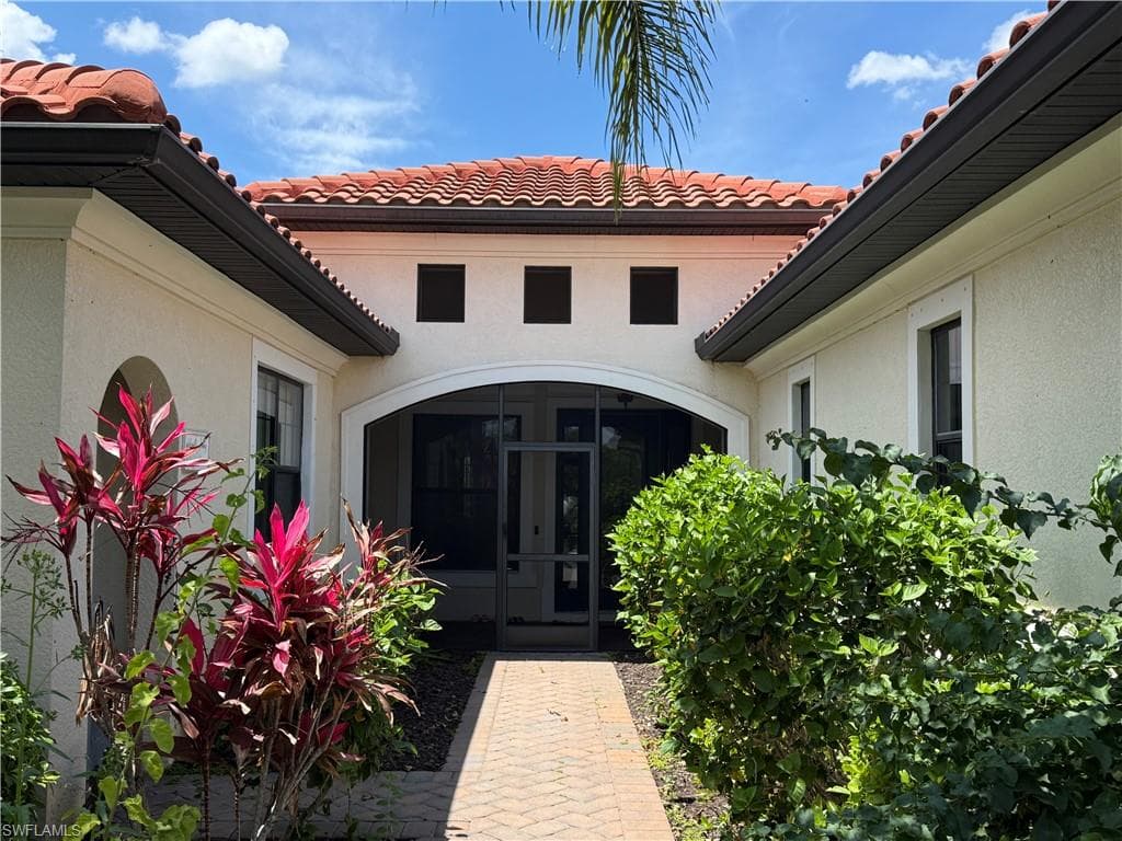 10124 Belcrest BLVD FORT MYERS, FL 33913