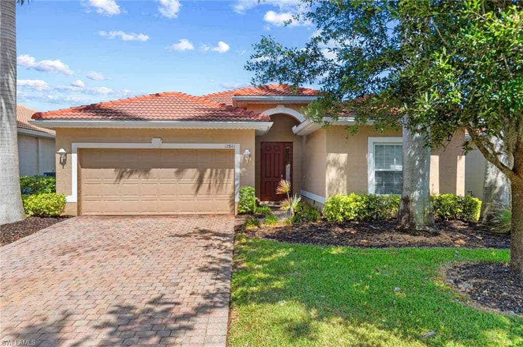 12841 Seaside Key CT NORTH FORT MYERS, FL 33903