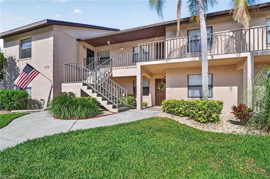 5735 Foxlake DR 2 NORTH FORT MYERS, FL 33917