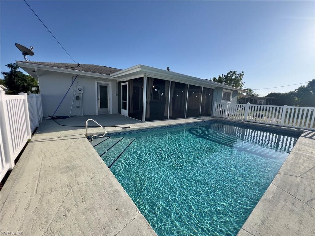 117 SE 45th TER CAPE CORAL, FL 33904