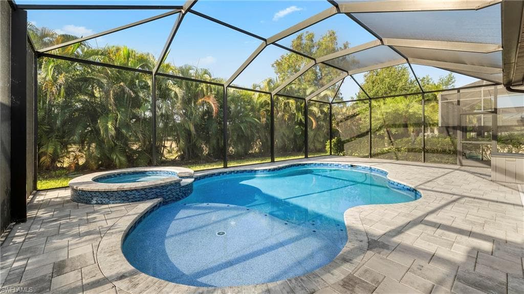 11195 St Roman WAY BONITA SPRINGS, FL 34135