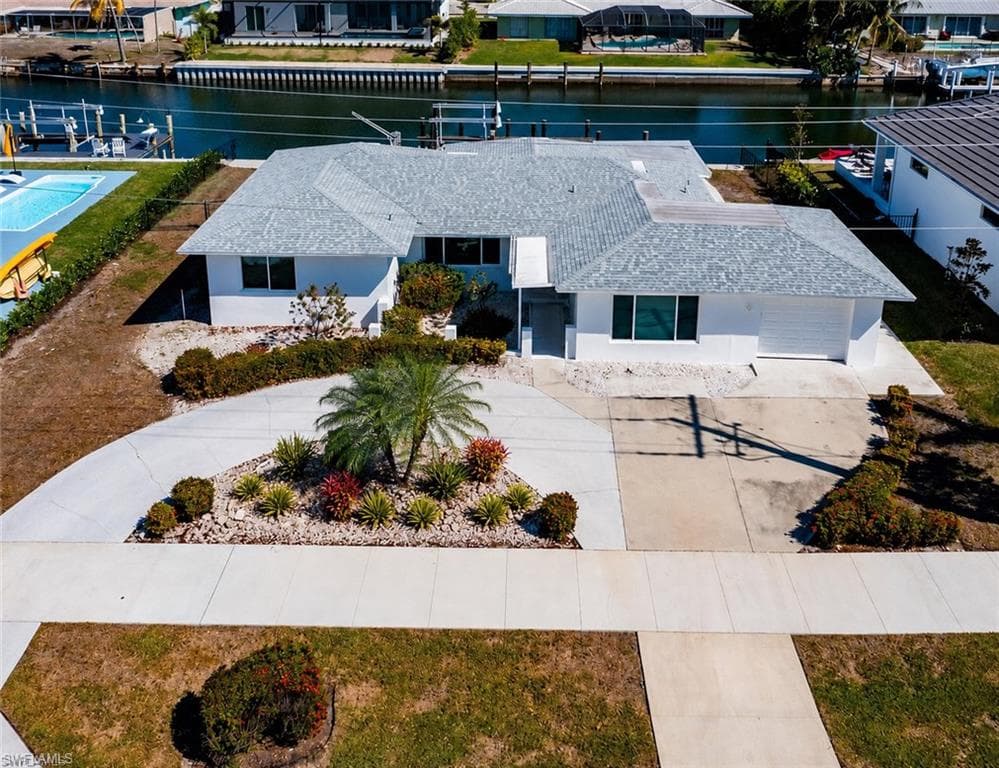 765 N BARFIELD DR MARCO ISLAND, FL 34145