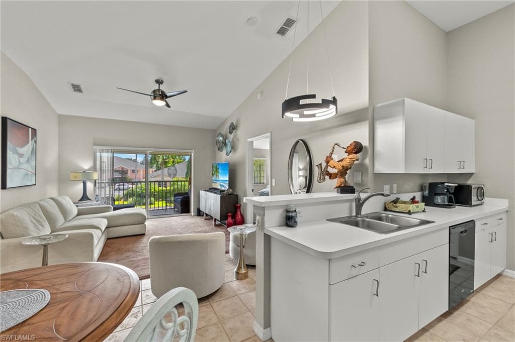 27083 Matheson AVE 208 BONITA SPRINGS, FL 34135