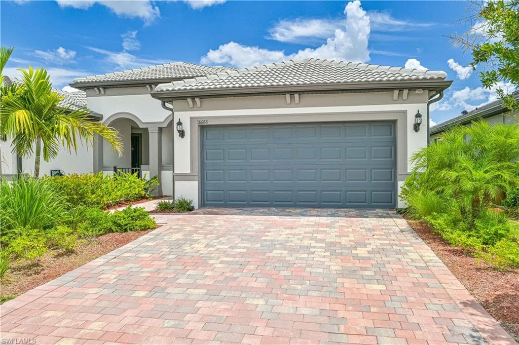 16688 Rolling Rock BLVD ALVA, FL 33920