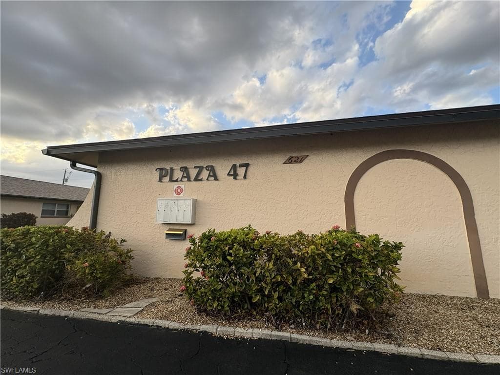 619 SE 47th ST 4 CAPE CORAL, FL 33904
