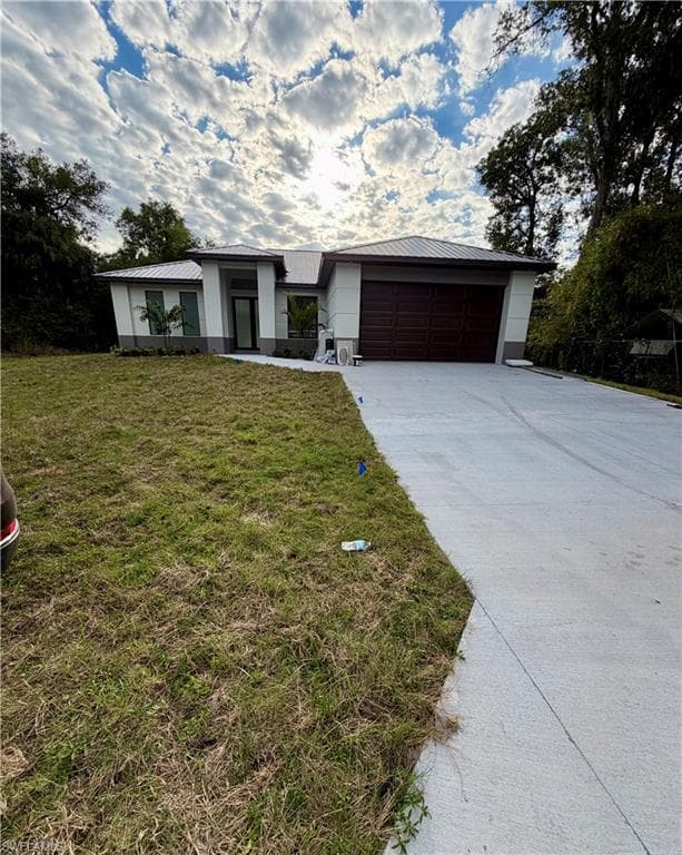 490 Christopher CT LABELLE, FL 33935
