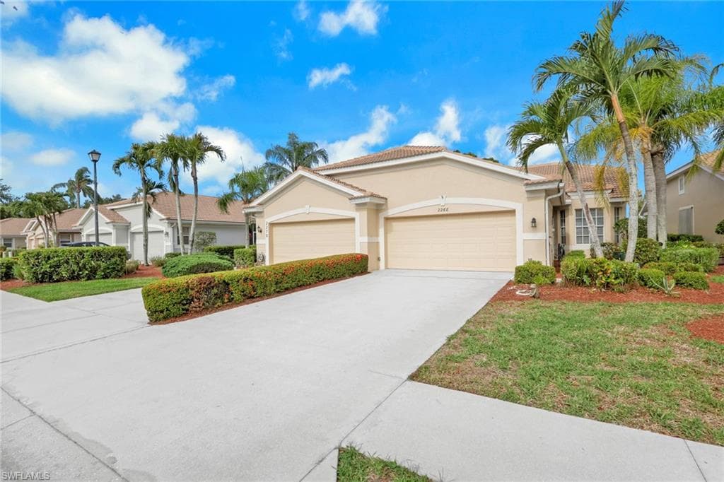 2268 Granby DR LEHIGH ACRES, FL 33973