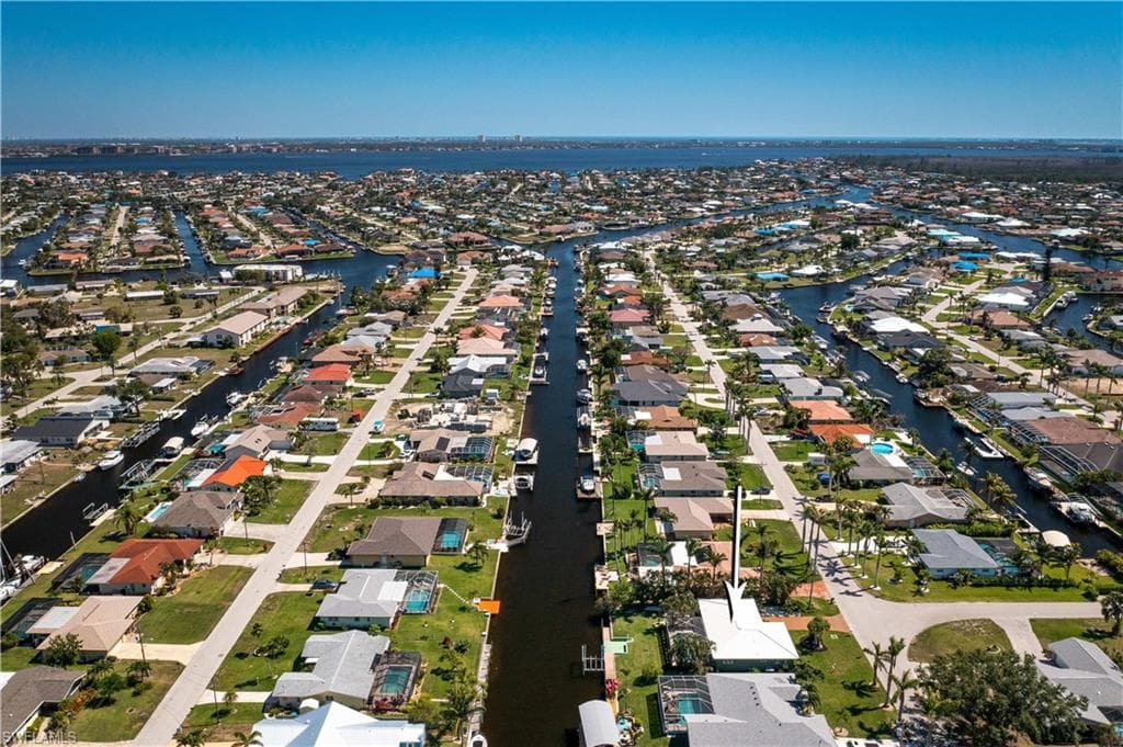 4815 Sorrento CT CAPE CORAL, FL 33904