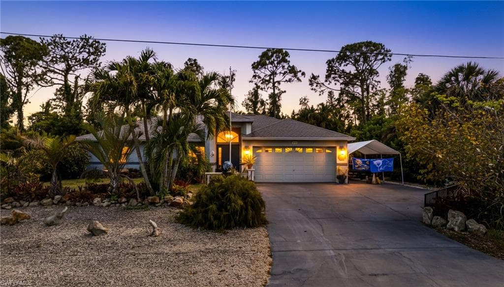 8164 Harrisburg DR FORT MYERS, FL 33967