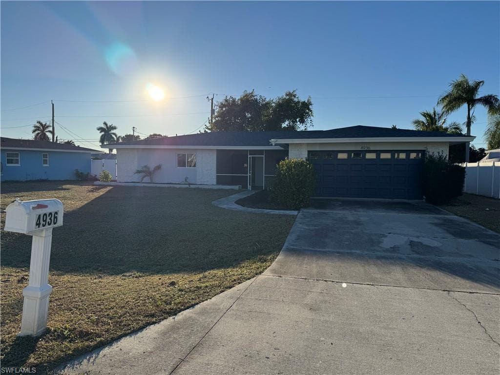 4936 Nassau CT CAPE CORAL, FL 33904
