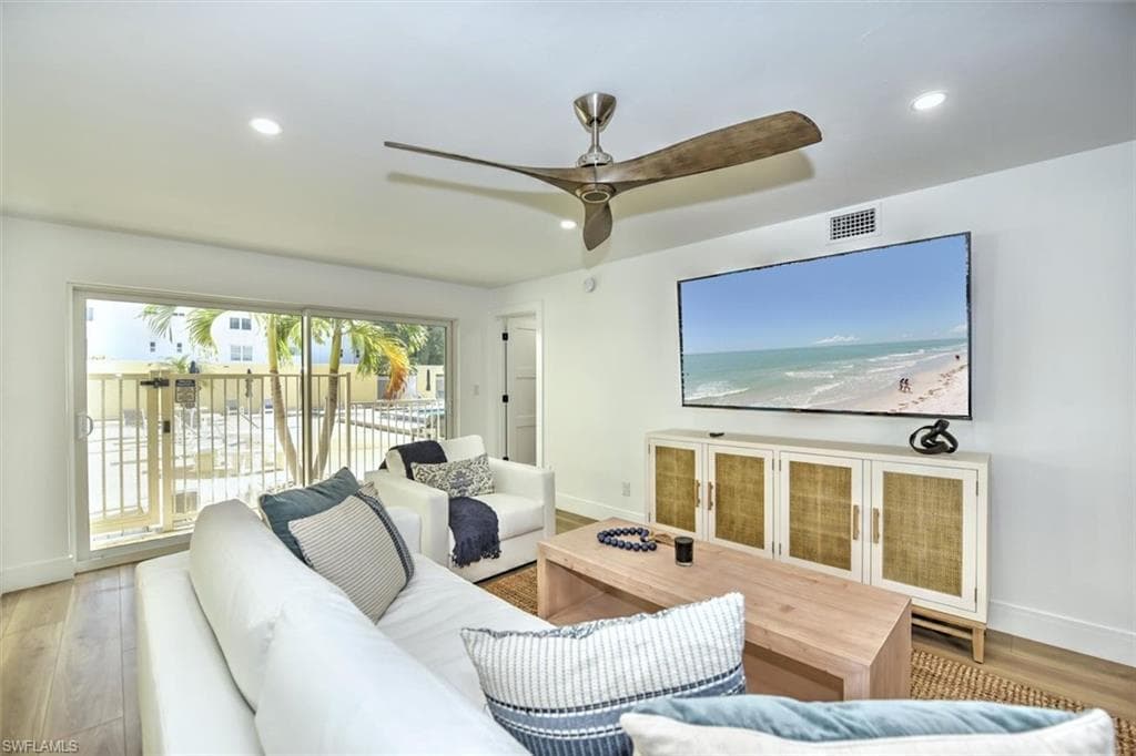 1100 8th AVE S 106C NAPLES, FL 34102