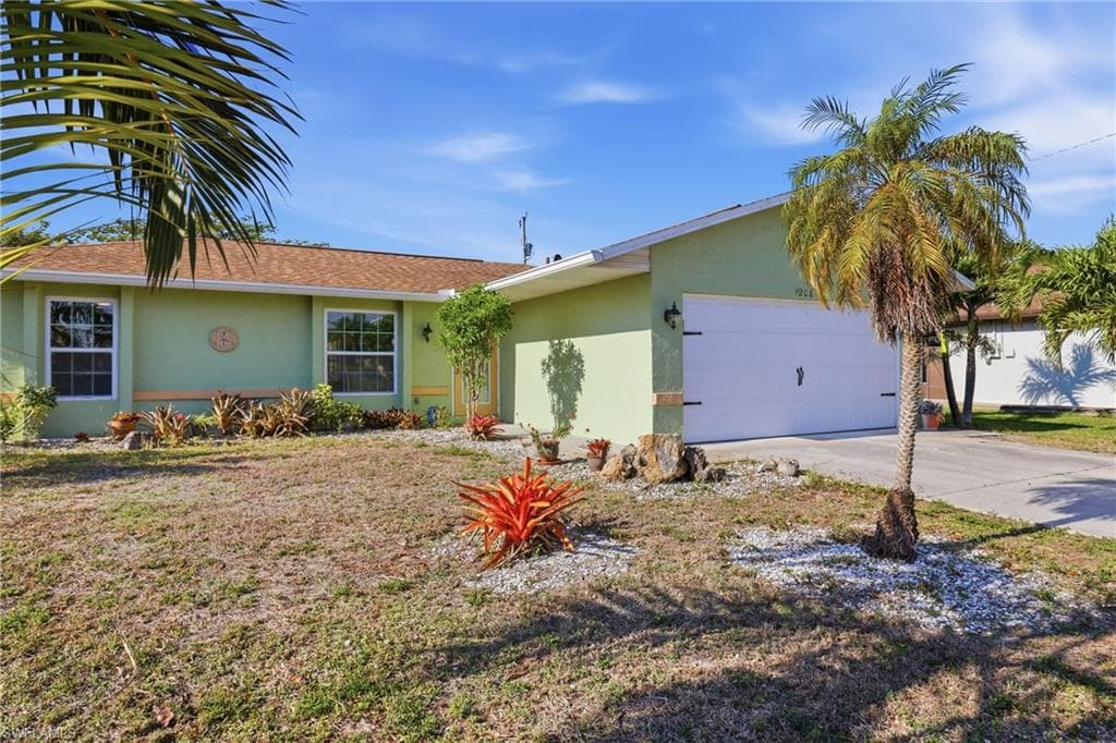 208 Aviation PKWY CAPE CORAL, FL 33904