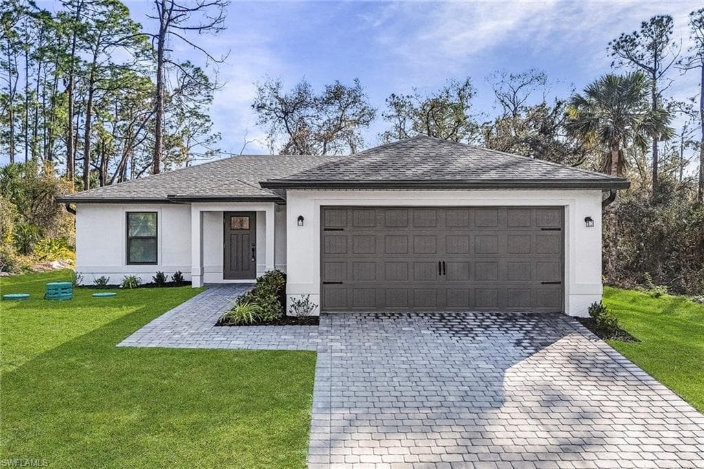 305 NW 23rd TER CAPE CORAL, FL 33993