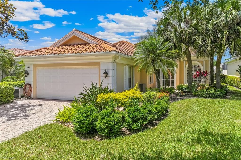 4605 Navassa LN NAPLES, FL 34119