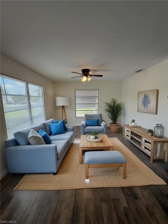 9 Hamlin CT LEHIGH ACRES, FL 33936