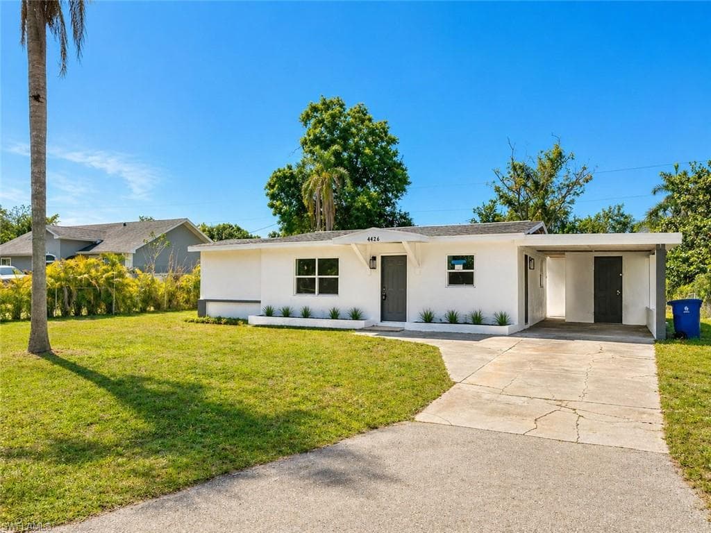 4426 Poinsettia ST FORT MYERS, FL 33905
