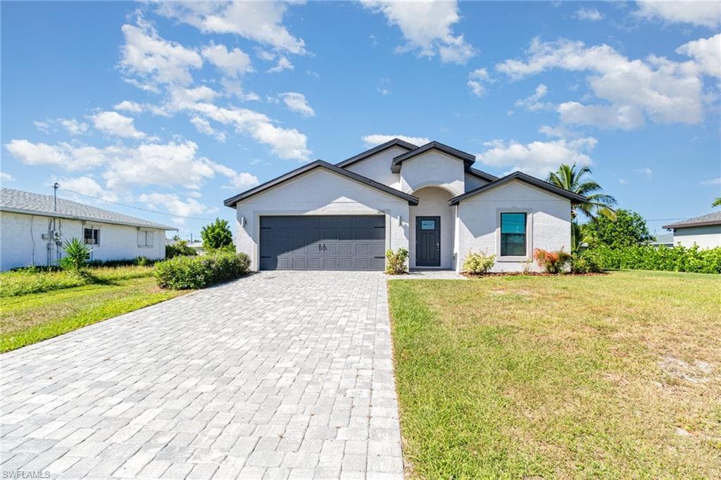 1206 NE 13th PL CAPE CORAL, FL 33909