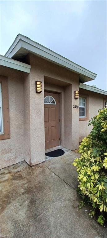 2330 Della DR NAPLES, FL 34117