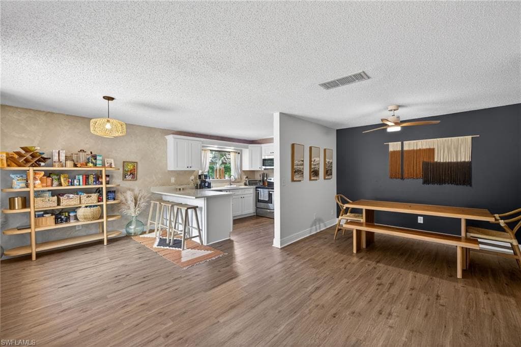 1466 Park Shore CIR 3 FORT MYERS, FL 33901