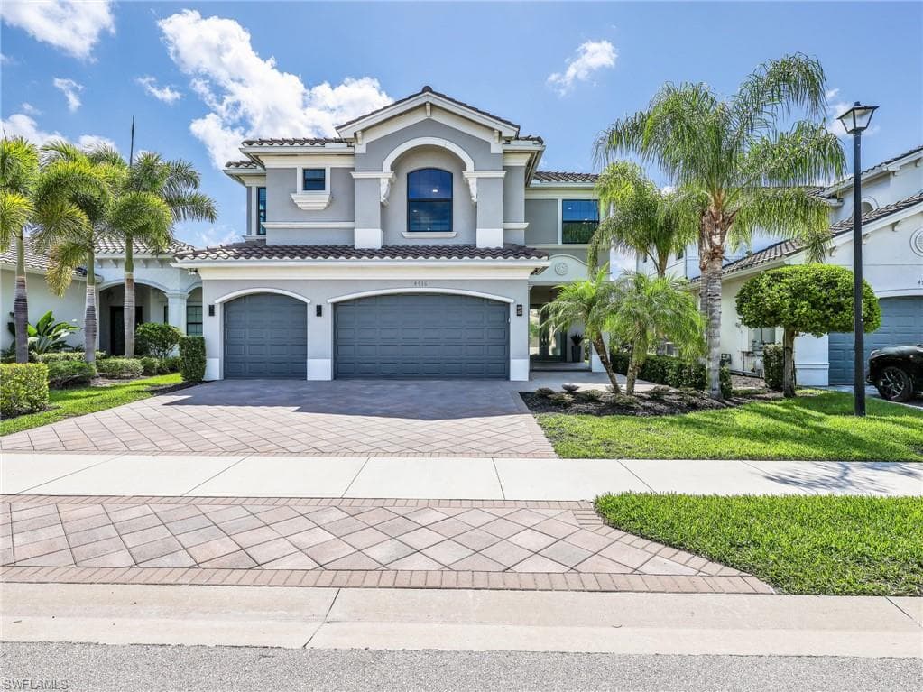4716 Kensington CIR NAPLES, FL 34119