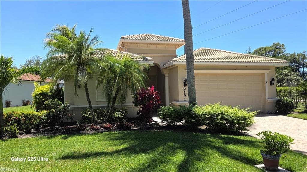 9191 Spanish Moss WAY BONITA SPRINGS, FL 34135