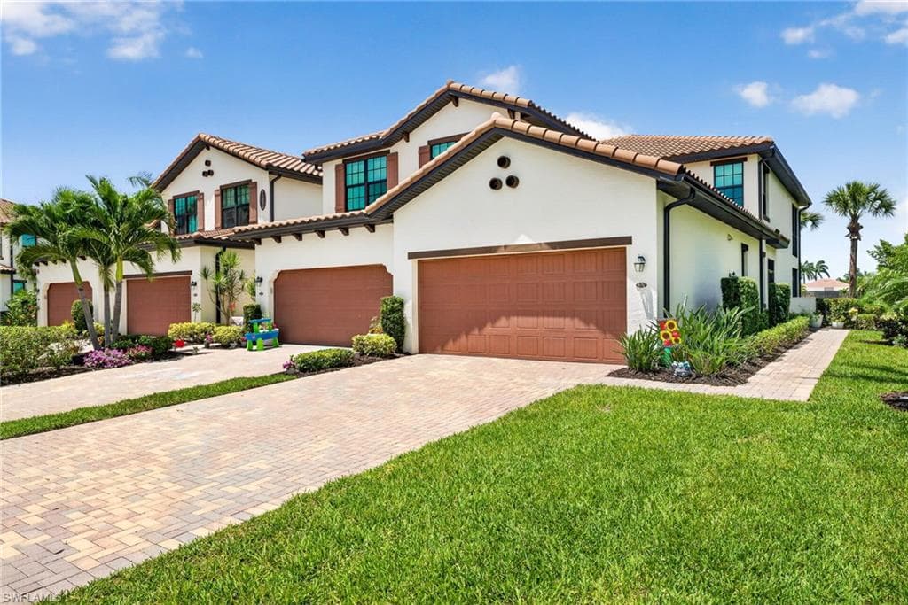 11888 Arboretum Run DR 102 FORT MYERS, FL 33913