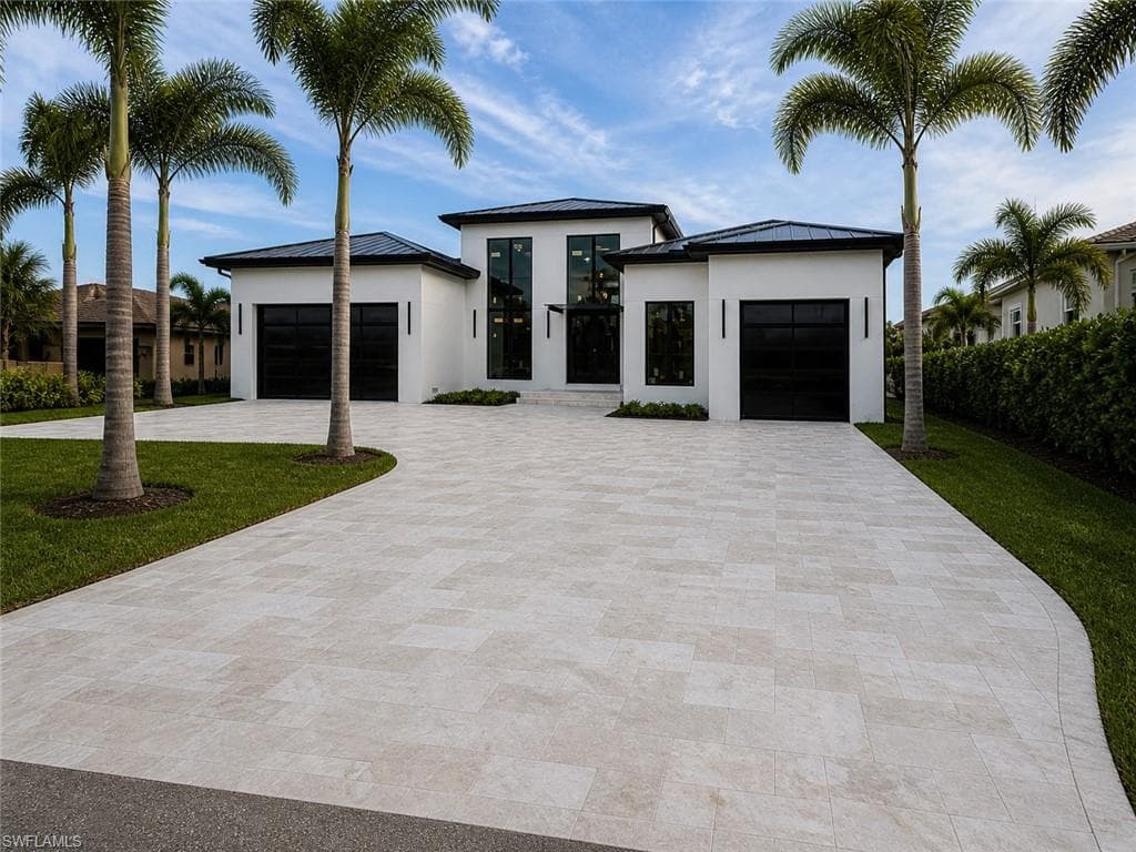 156 SW 52nd TER CAPE CORAL, FL 33914