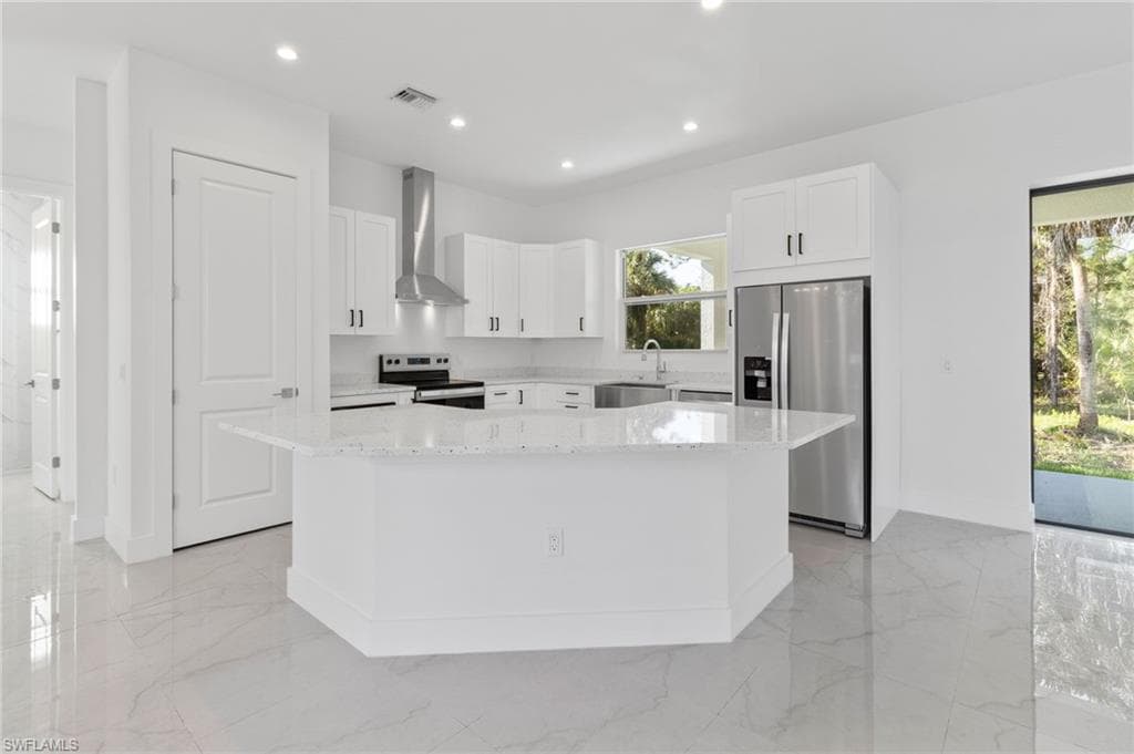 1081 Desoto BLVD S NAPLES, FL 34117
