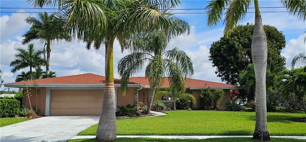 1802 Lakeview BLVD NORTH FORT MYERS, FL 33903