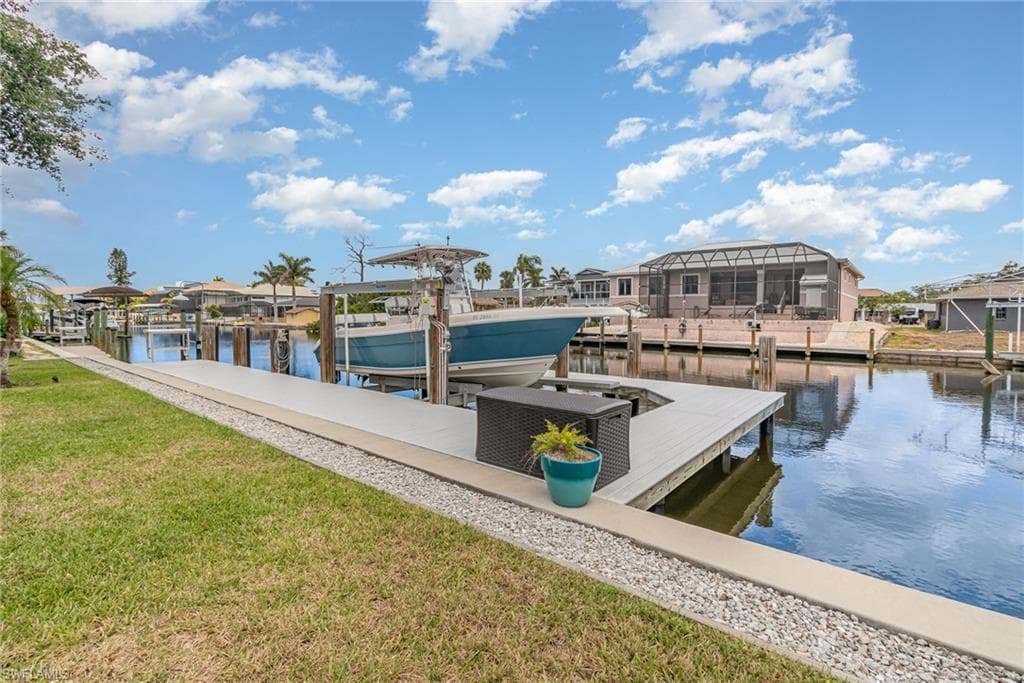 4818 Regal DR BONITA SPRINGS, FL 34134