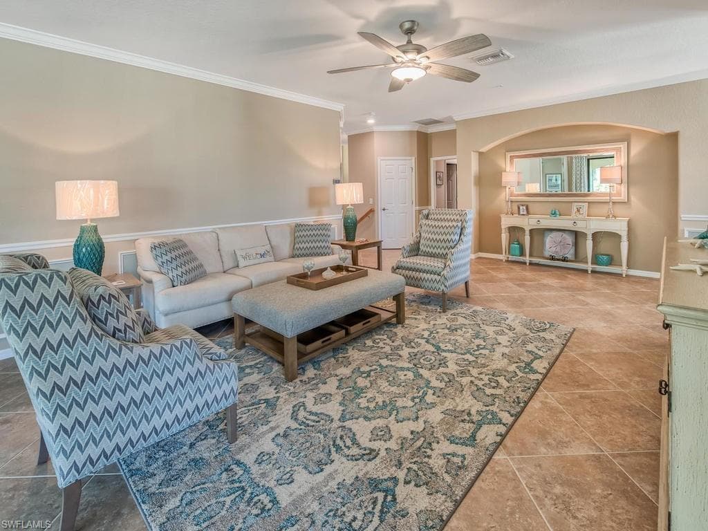 9484 Casoria CT 201 NAPLES, FL 34113